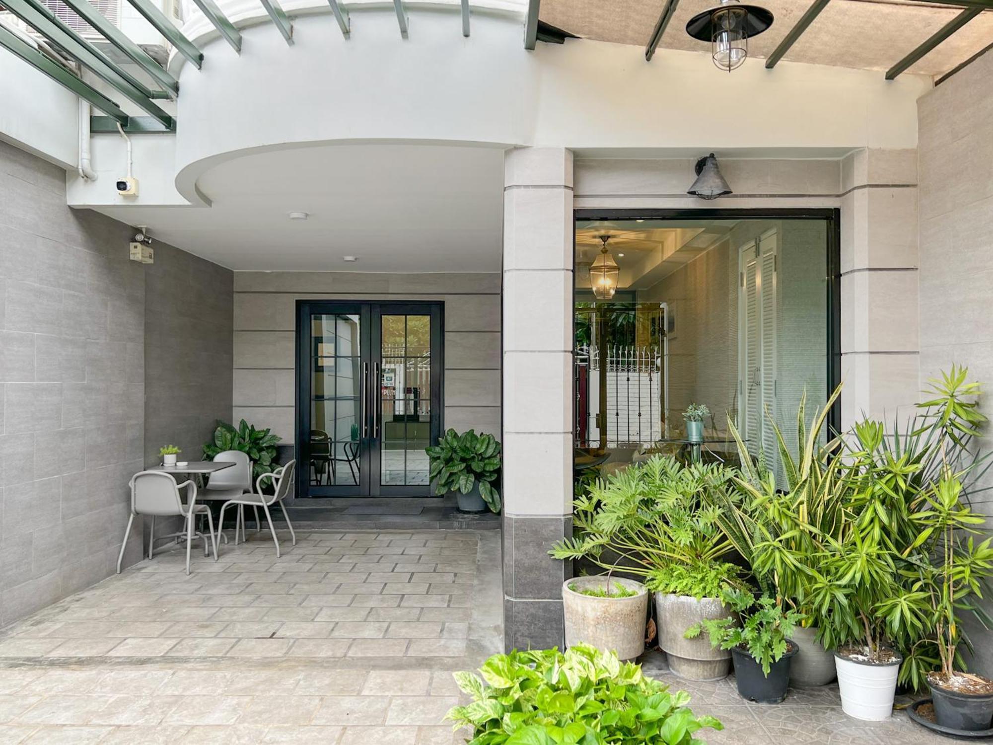 Neveu Premier Residence : Ratchada Banguecoque Exterior foto
